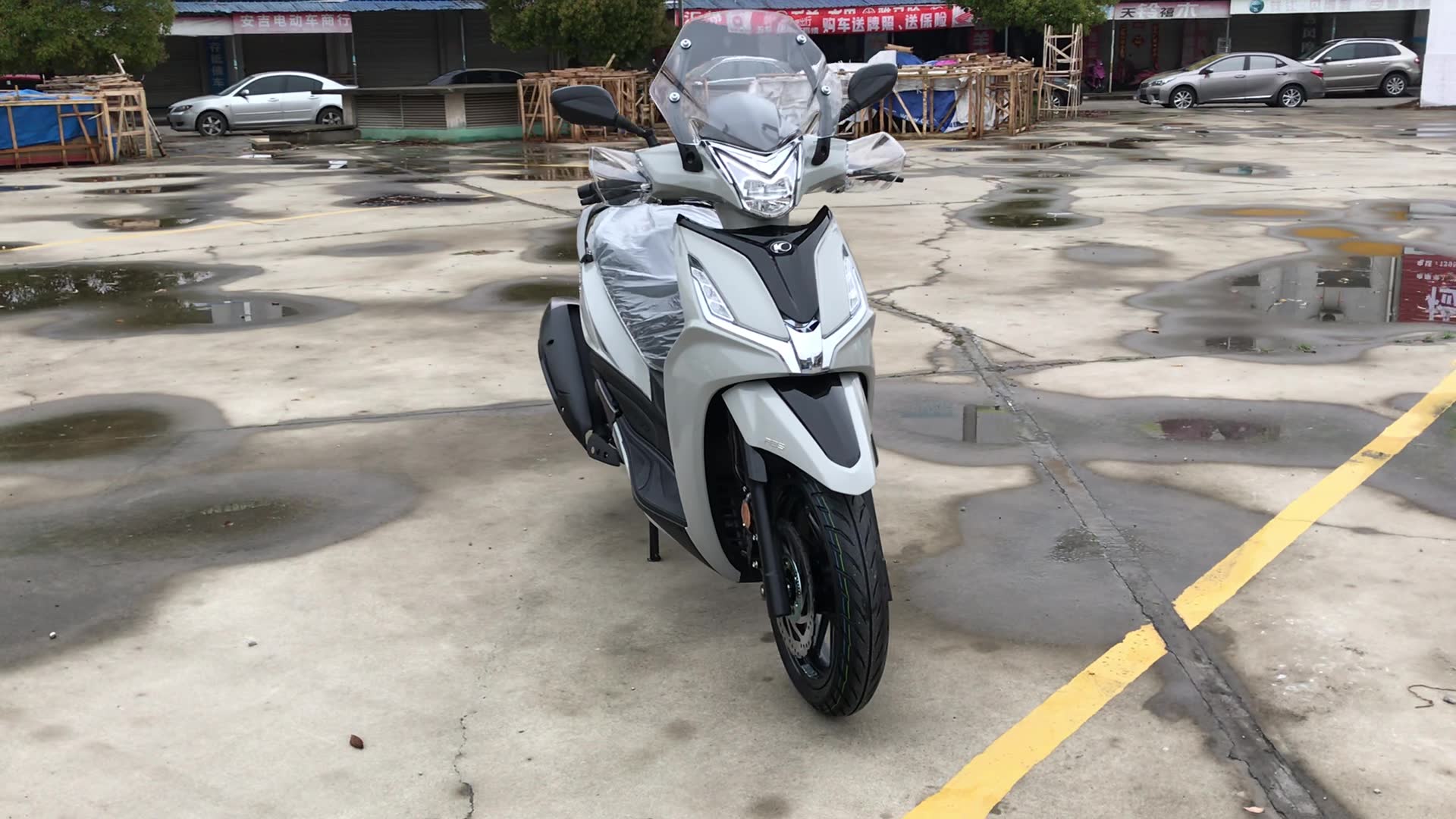 老徐爱摩托光阳大轮踏板people250abs