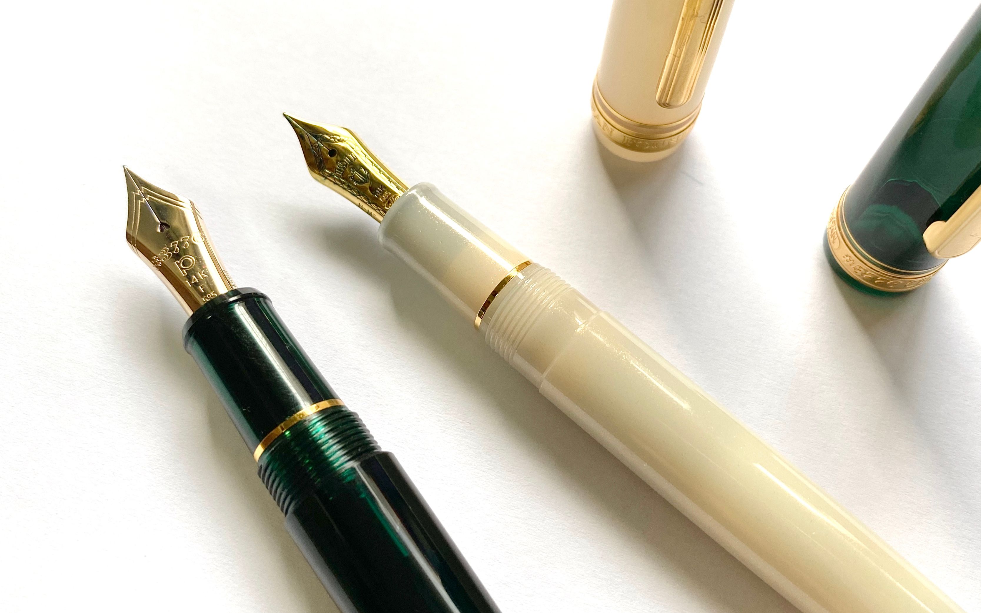 【钢笔入门三金】白金3776桂冠绿开箱试写 对比写乐14k四季织名月