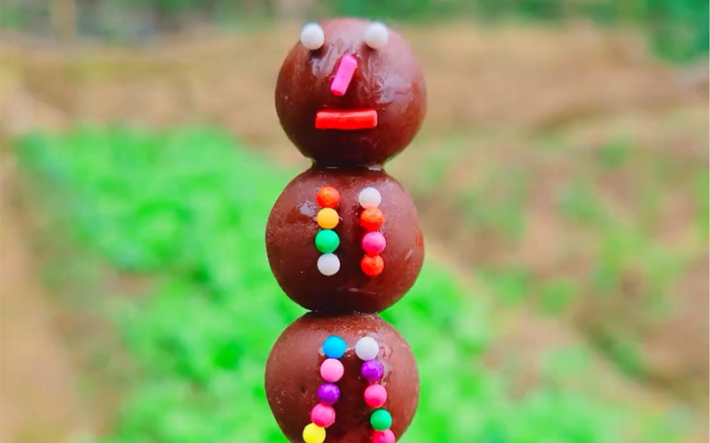 今天我变成了一个小人糖葫芦糖