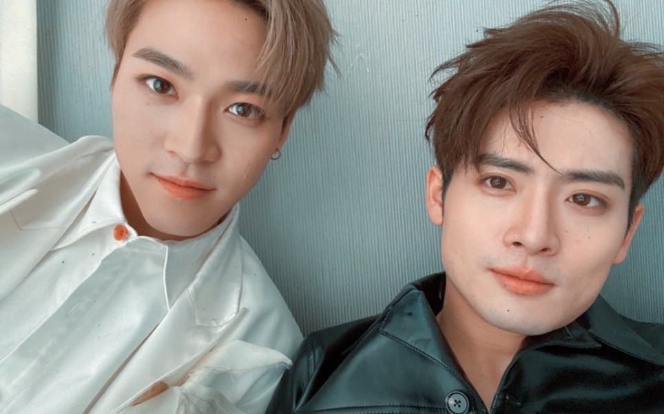 赞就丸了‖赞多力丸扫楼双人cut