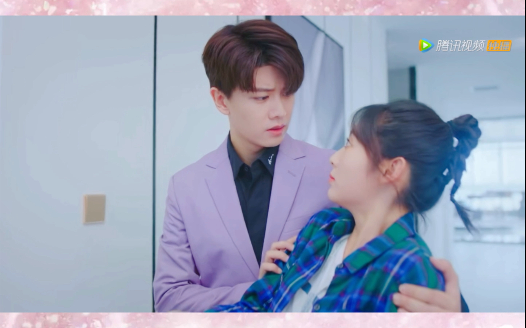 任嘉伦 邢菲《乌鸦小姐与蜥蜴先生》 定档4.26