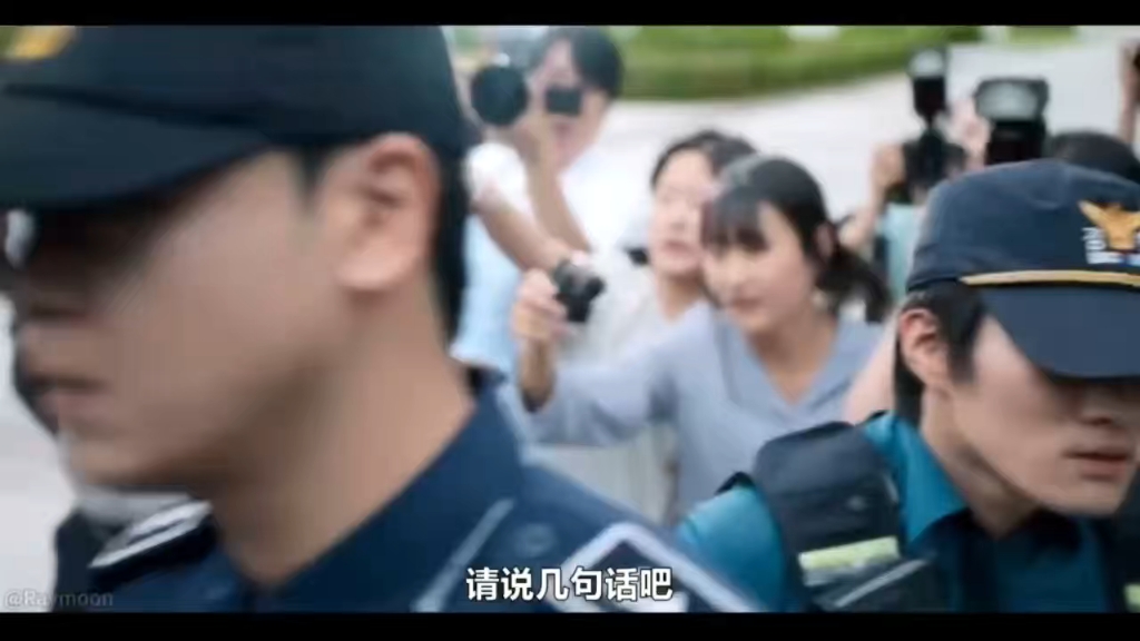 1. 女检失忆遇谎言男友，开启荒糖爱恋