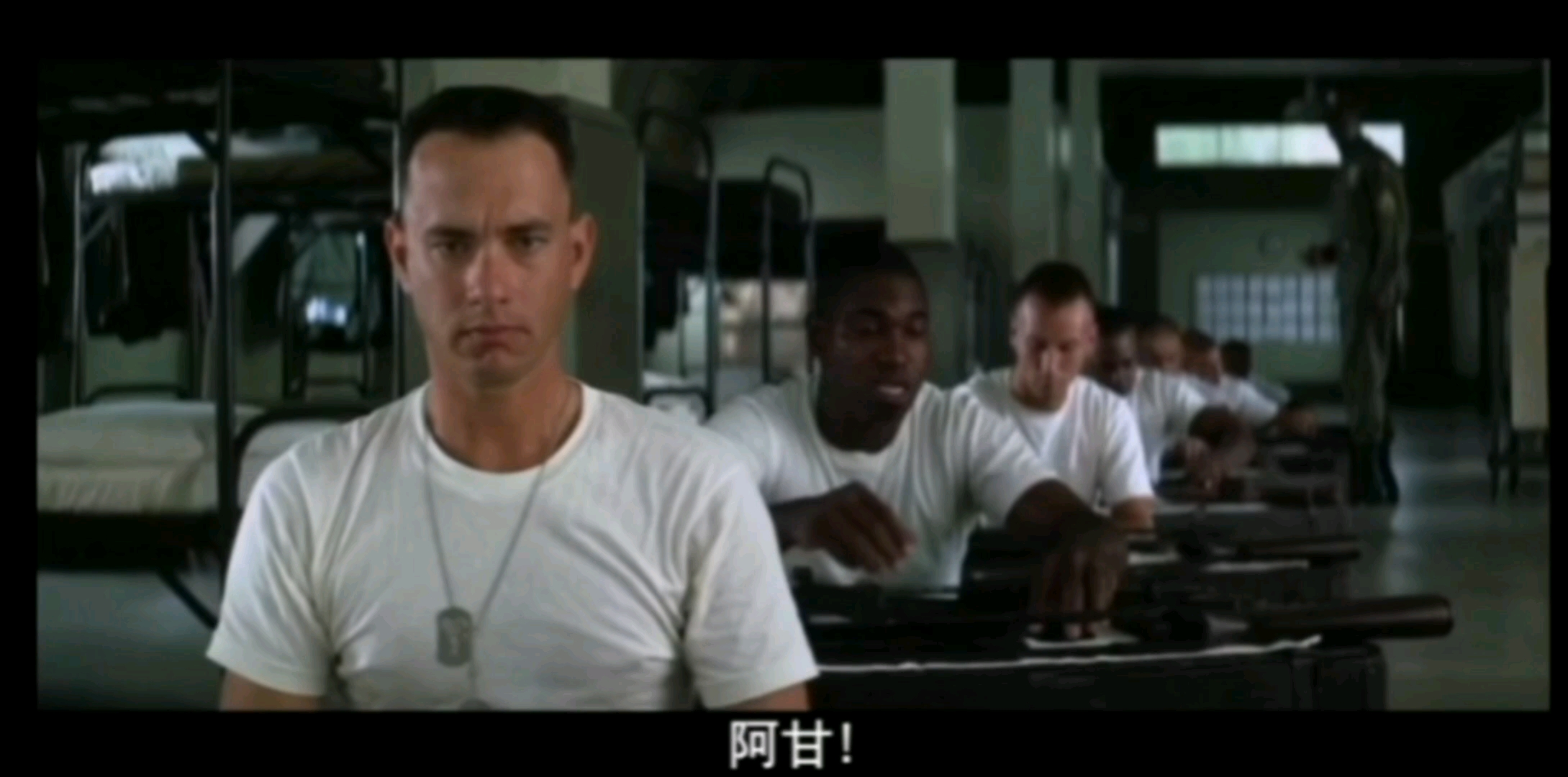 "我跟你比组枪"