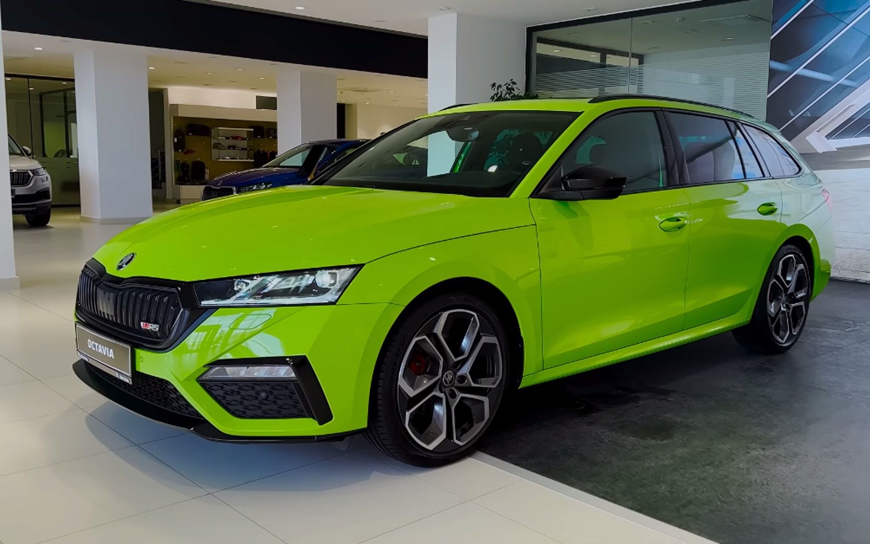 斯柯达明锐pro旅行版只有在这里能看到,空间巨大性能爆表,引进成为