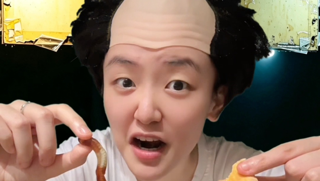 1元小吃摊vs100元小吃摊