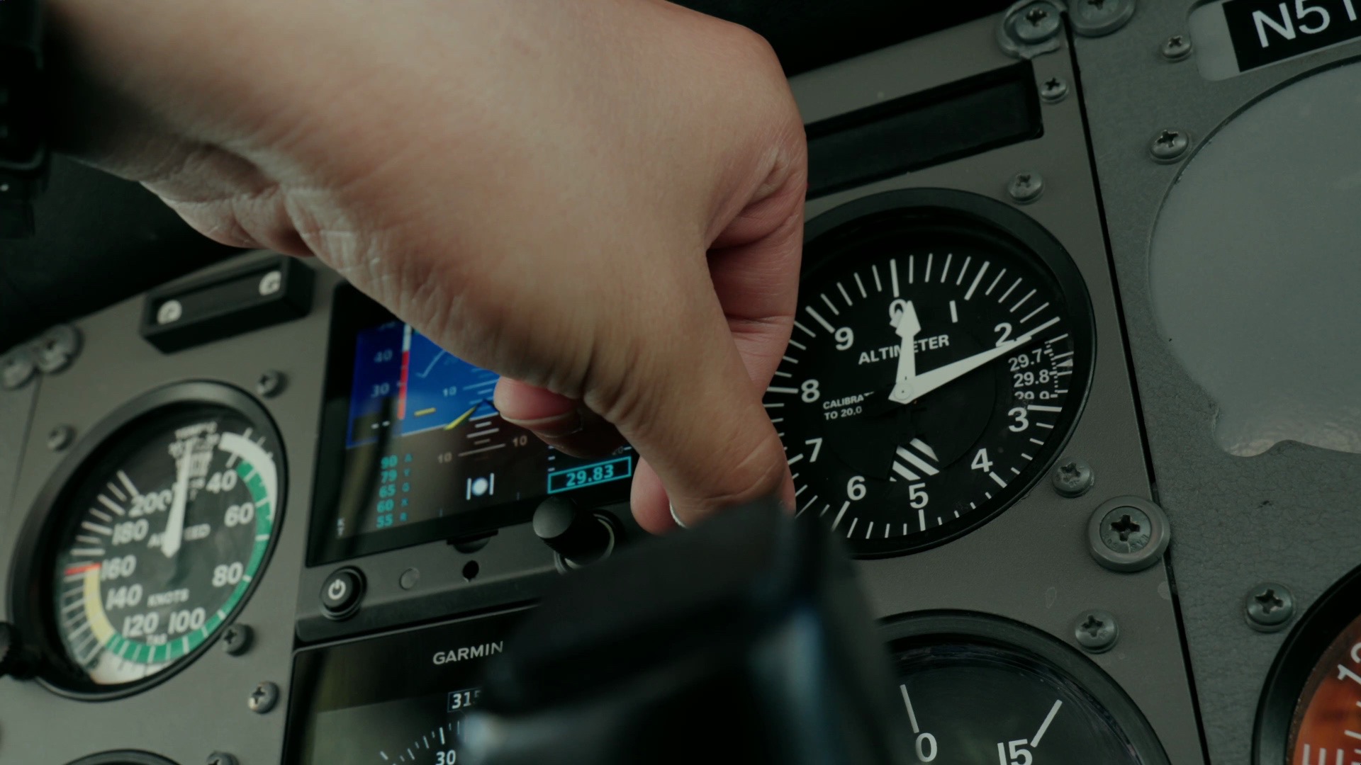 记录飞行学员第一次单飞