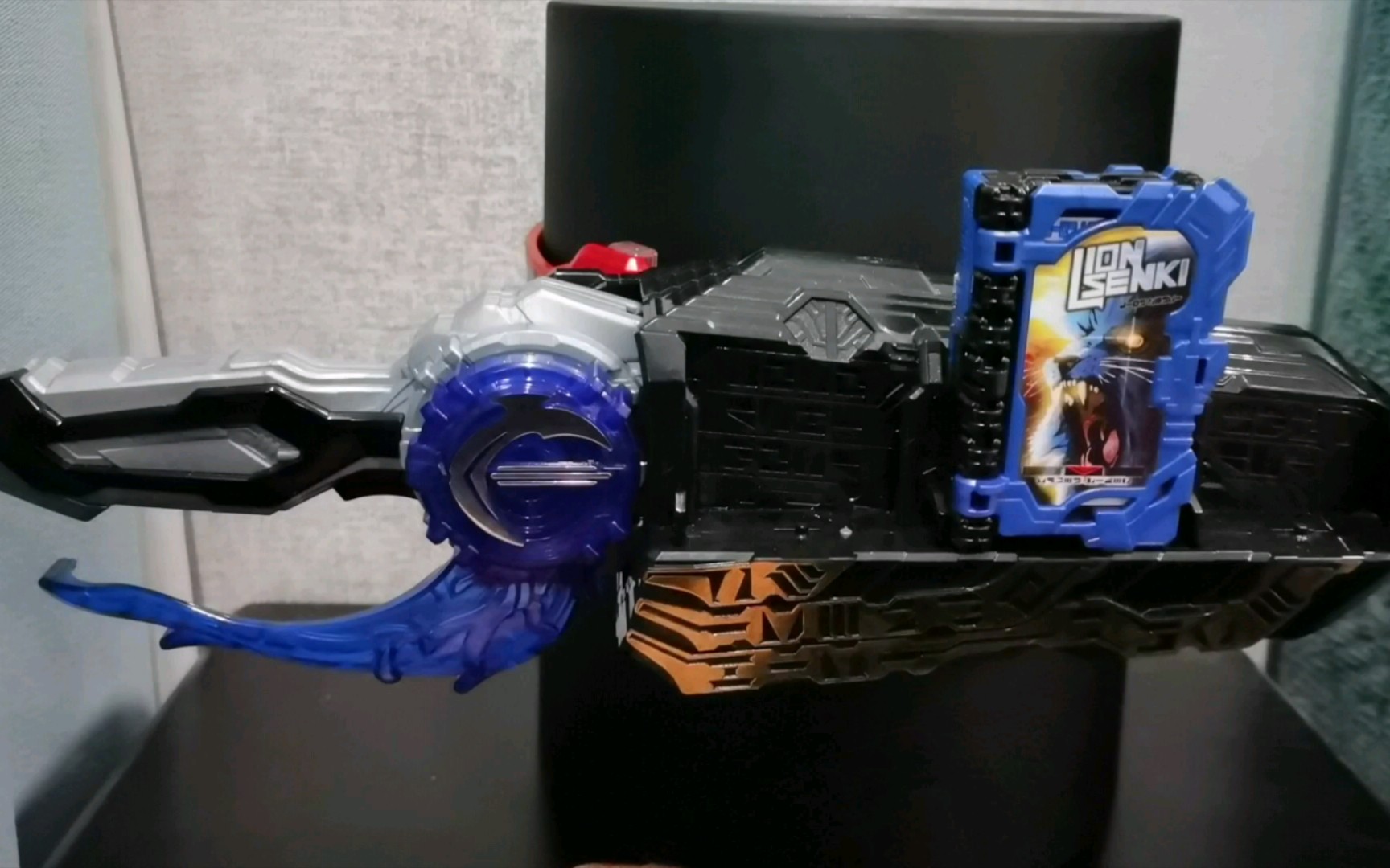 向这把水势剑流水起誓,最重要的伙伴由我来守护!