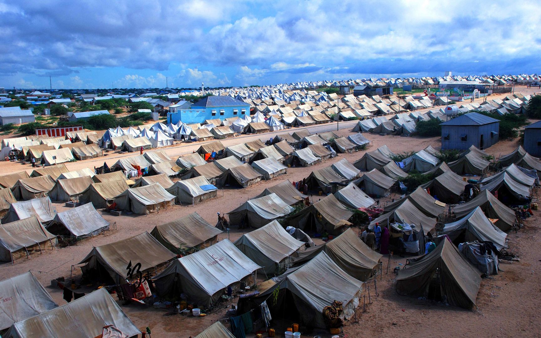 世界上最大的难民营,7万个帐篷,居住了50万人,面积相当于5个北京市