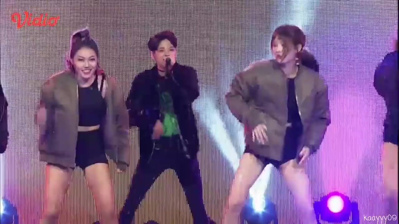 [图]【Amber】161202 Shake That Brass & Borders- 21st Asian Tel