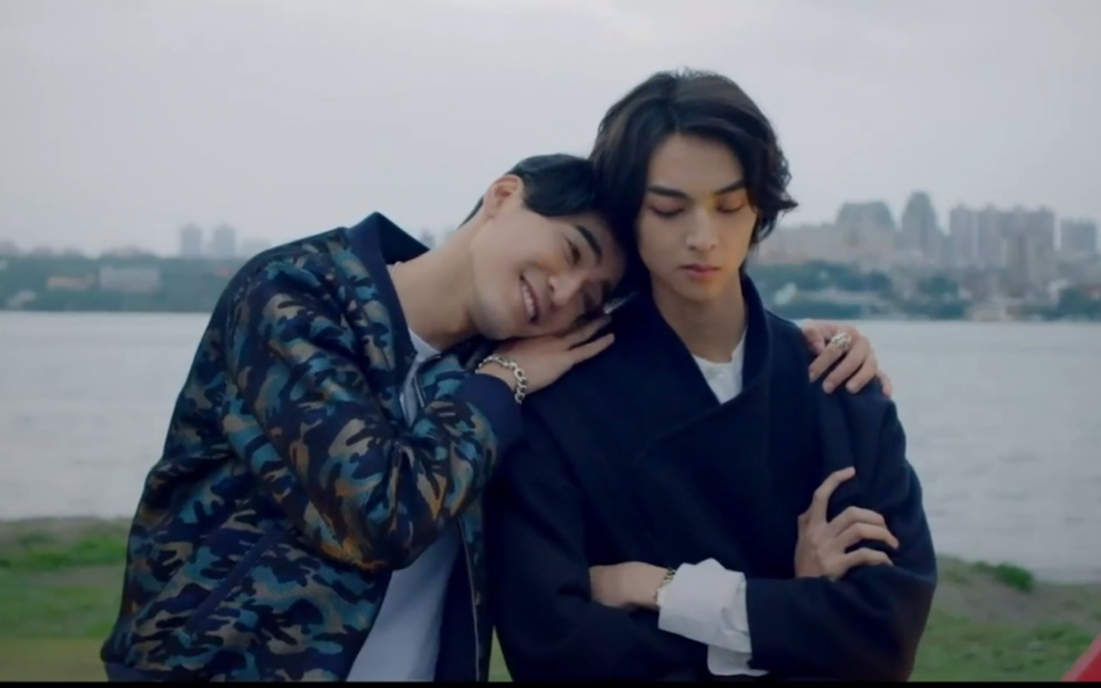 担心情侣互动的藤藤近距离爱上你第十五集呈仁cpcut