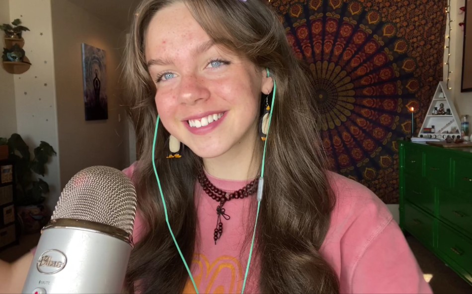 【21岁童颜姐姐已成年gracie k】玩我的世界!已成年