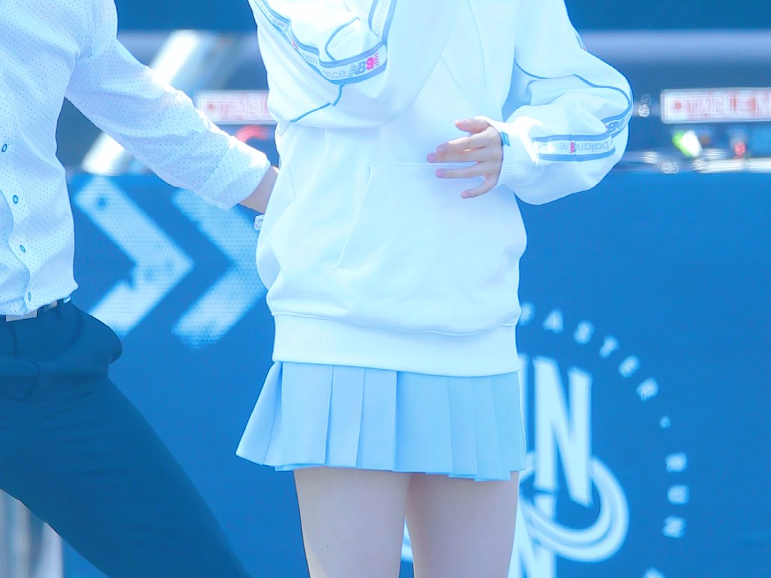 180909 李知恩 直拍 (good day) iu fancam