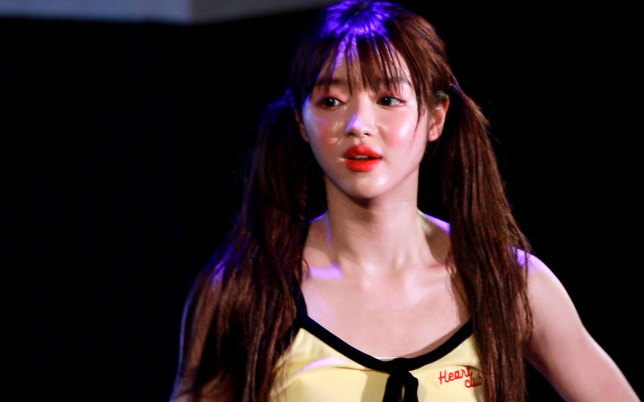 oh my girl yooa - 真实世界 烽火银鱼节 4k