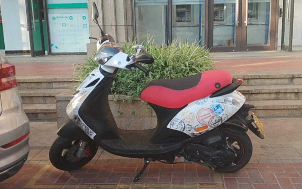 熊仔评车纯正欧皇比亚乔zip淑女100踏板摩托车