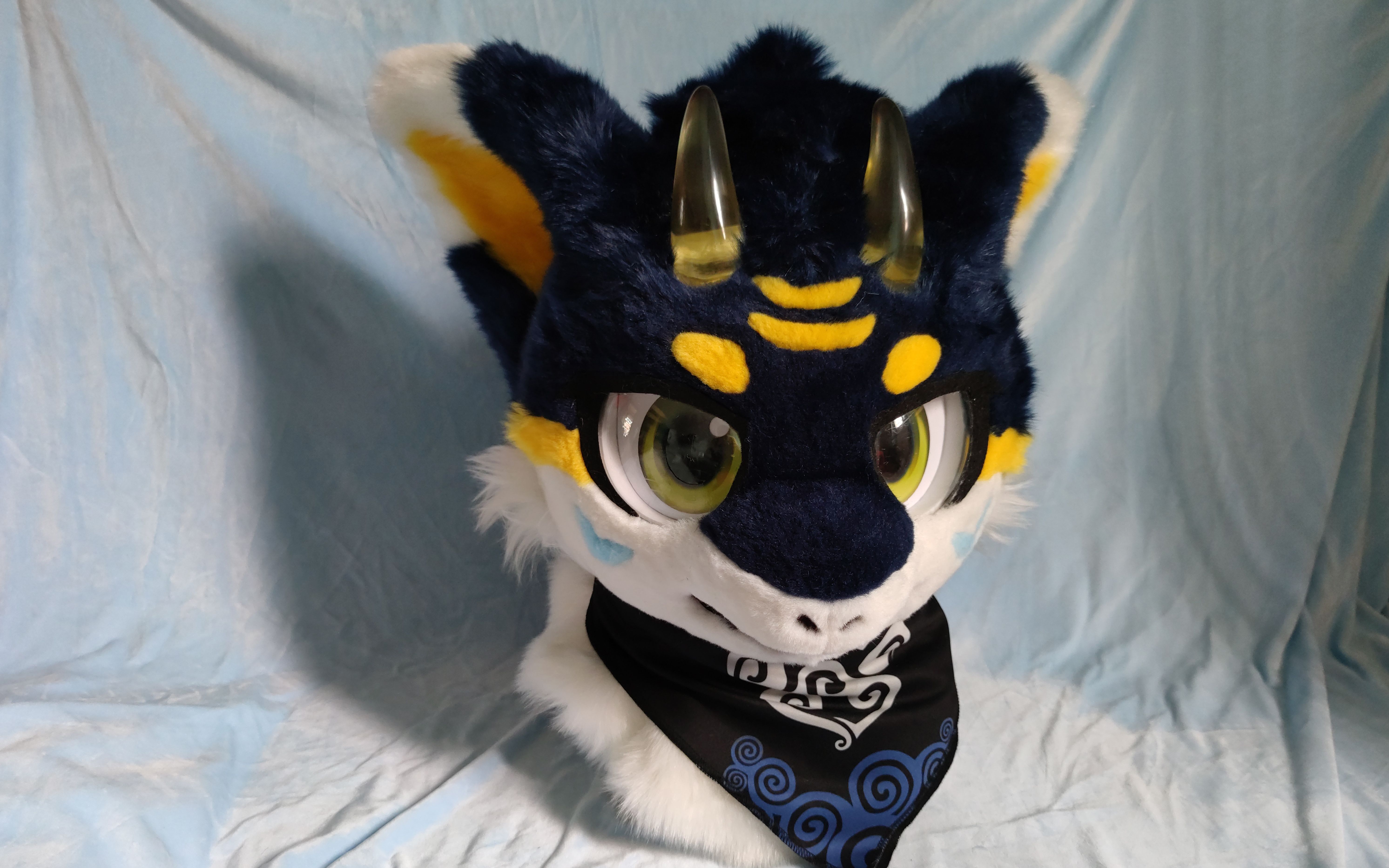 fursuit委托展示发光角の龙