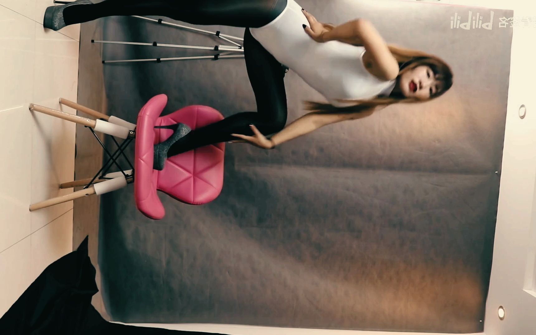 88. 高叉舍宾亮丝热舞