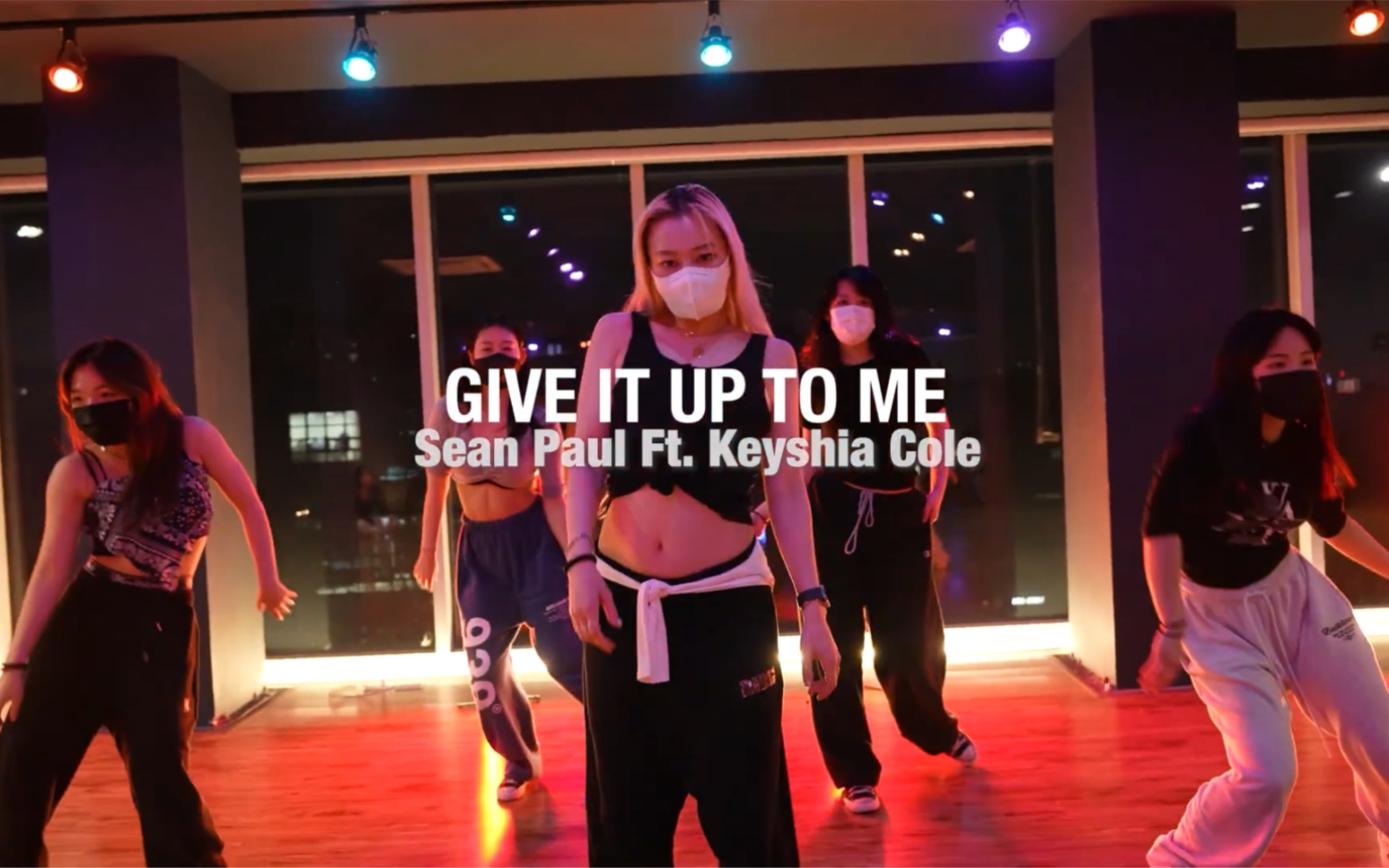 [图]Give It Up To Me-Sean Paul Ft.Keyshia Cole|Urban Play Dance Academy