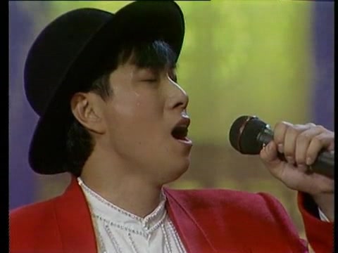 央视春晚太阳与月亮演唱潘安邦