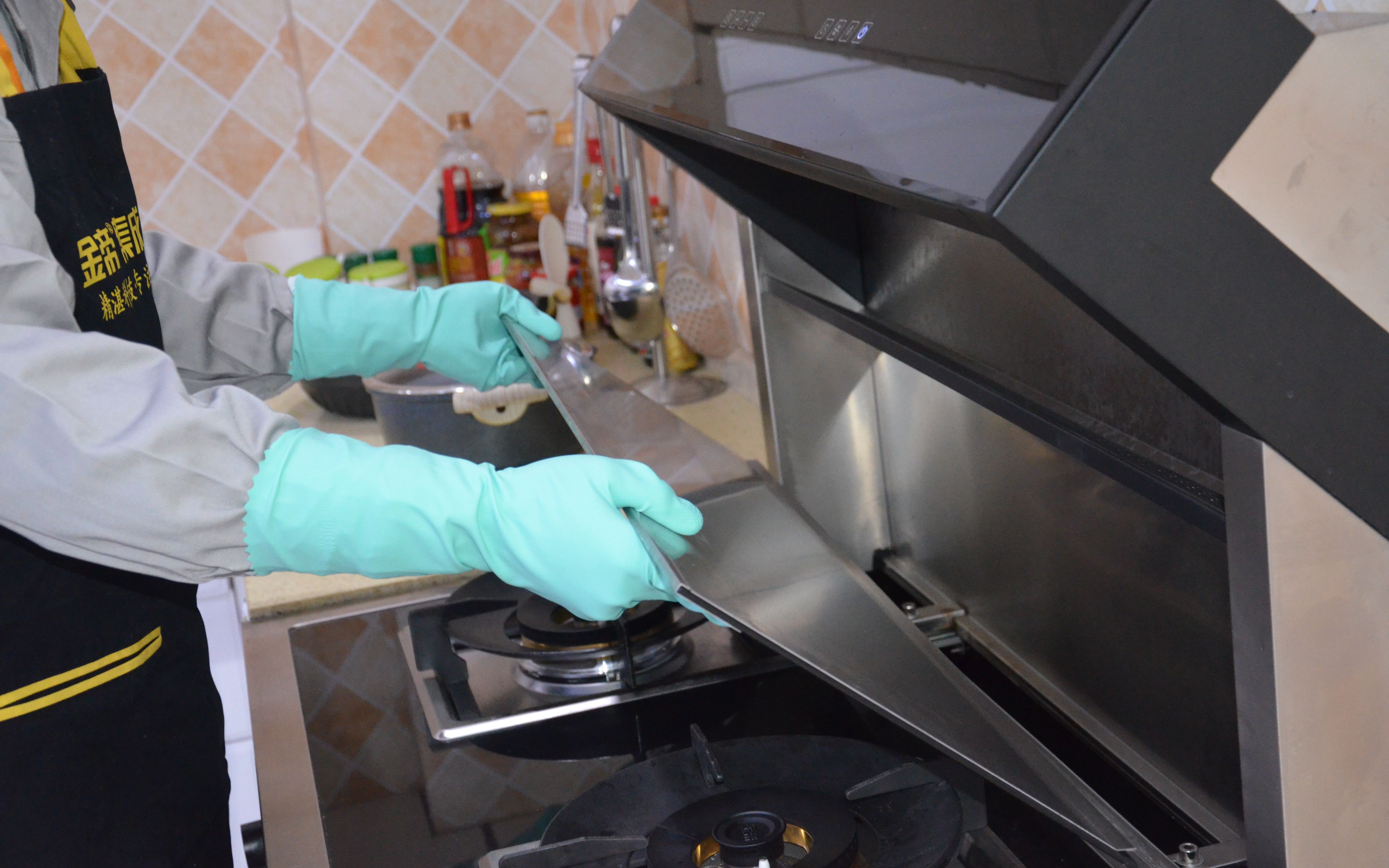 金帝集成灶秒拆挡烟板,清洗十分方便