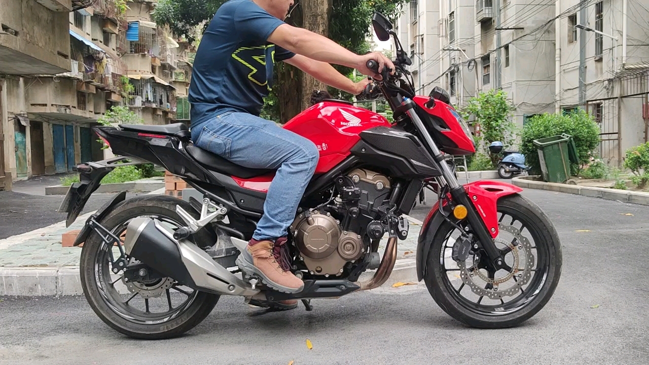 本田cb500f改装前减震高度与行程