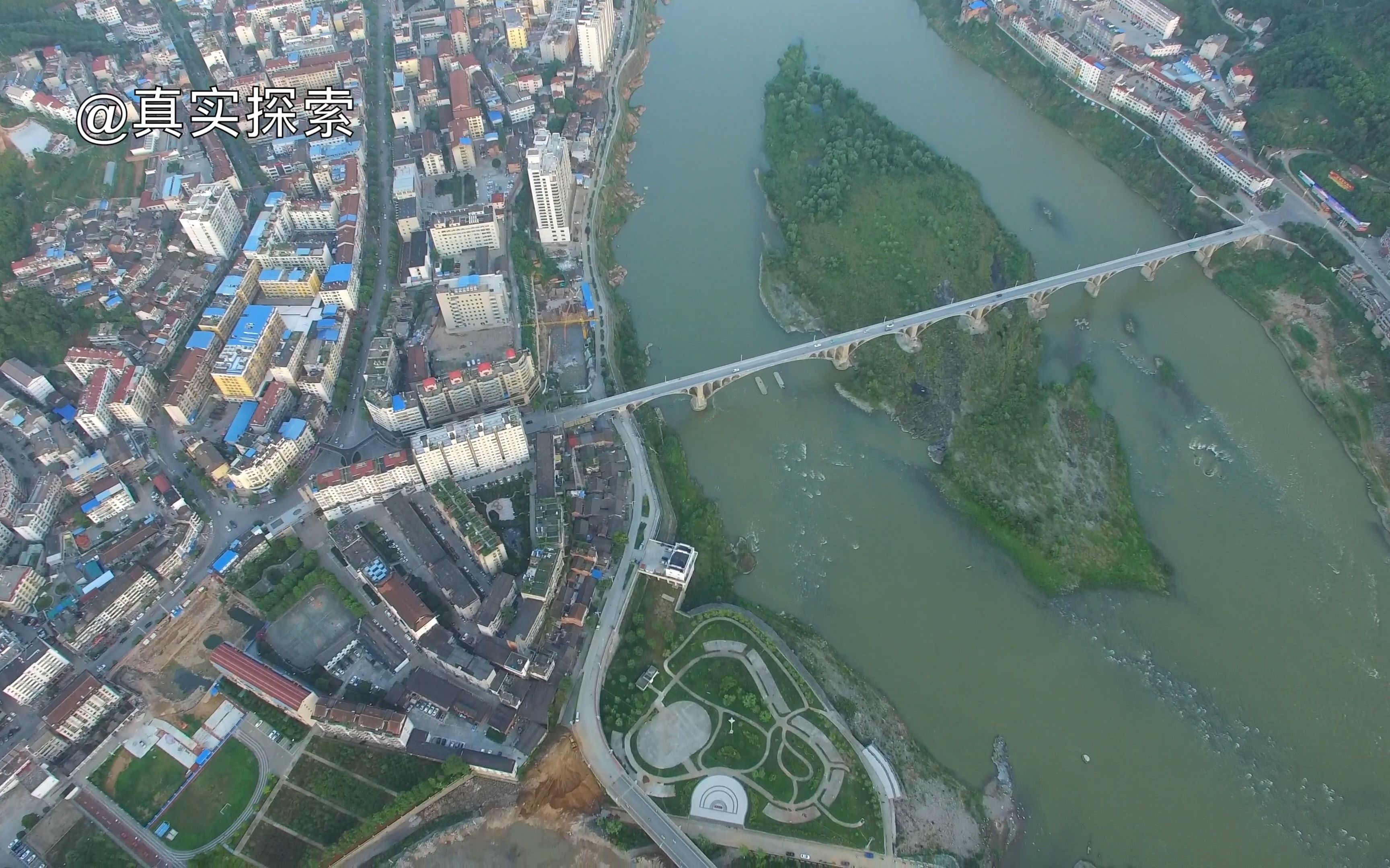 [图]航拍汉江024 汉水石泉大水库，汉江重要水电站，陕西安康市石泉县，2016年