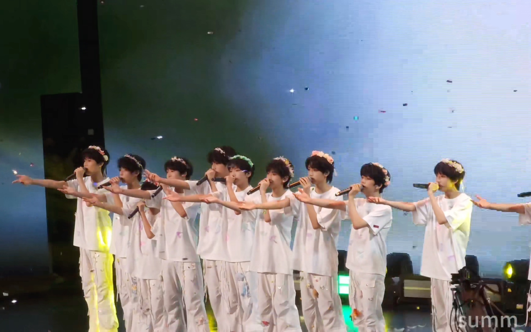 tf家族四代肆意生长公演全员大合唱