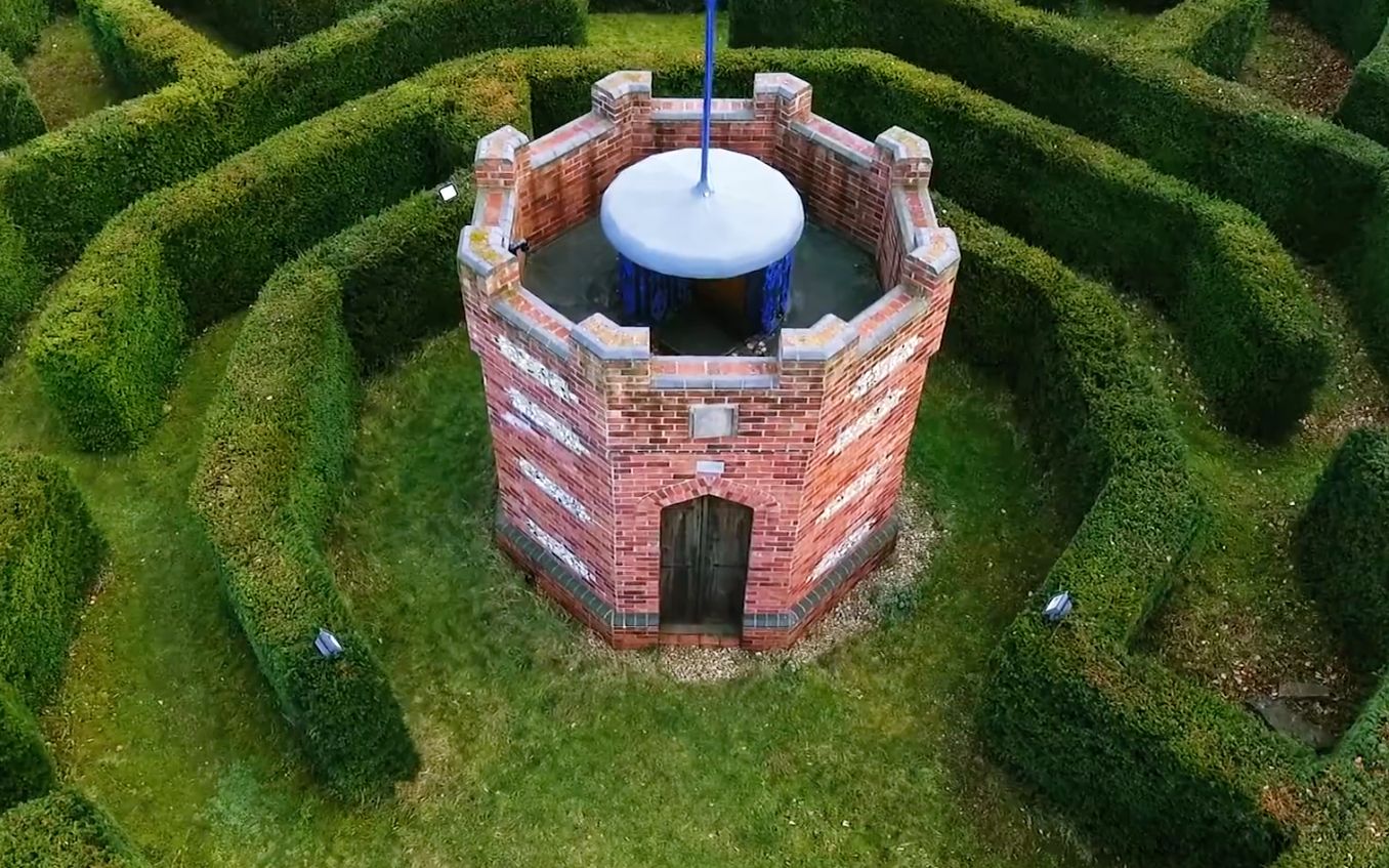 【迷失在植物迷宫】adrian fisher世界级迷宫大师!_哔哩哔哩_bilibili