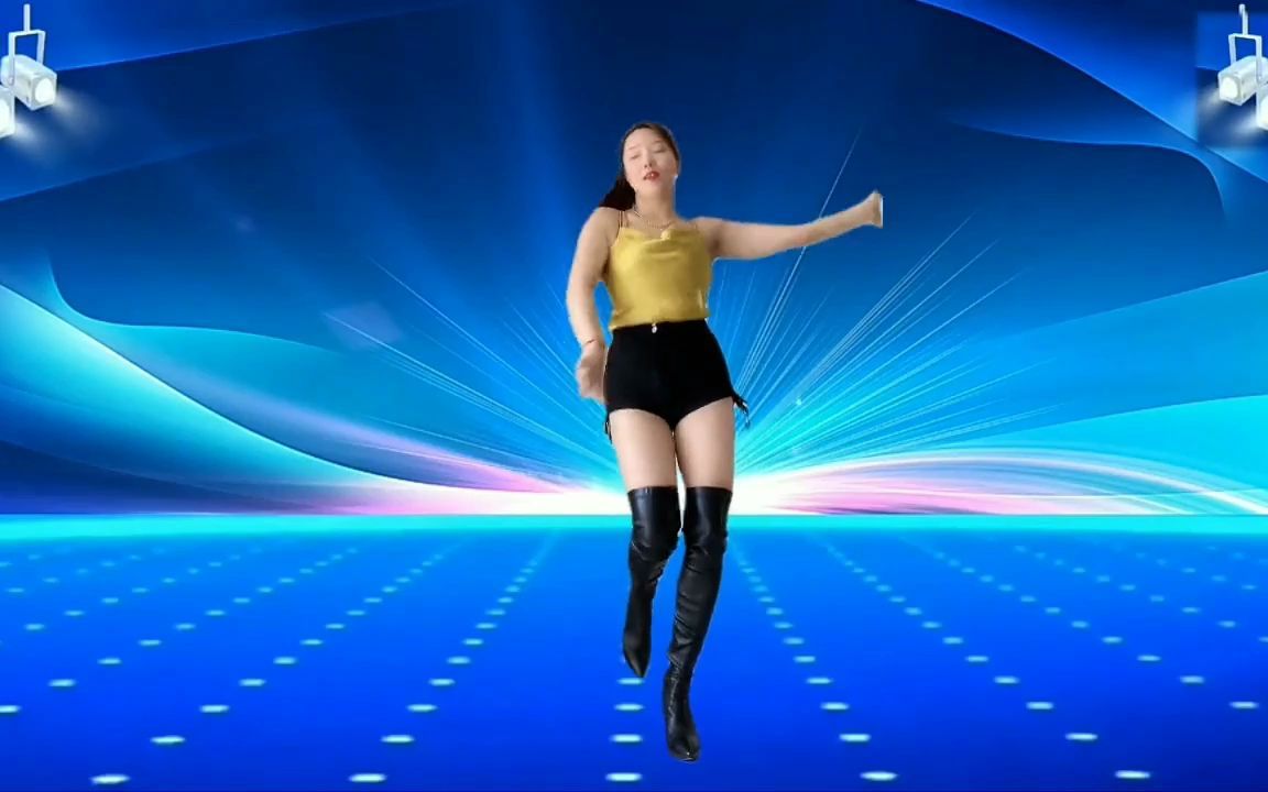 娟娟儿广场舞《我在问花村等你来》