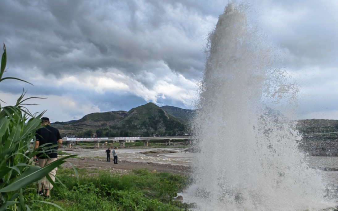 塔岗水库下游沧河喷泉7415