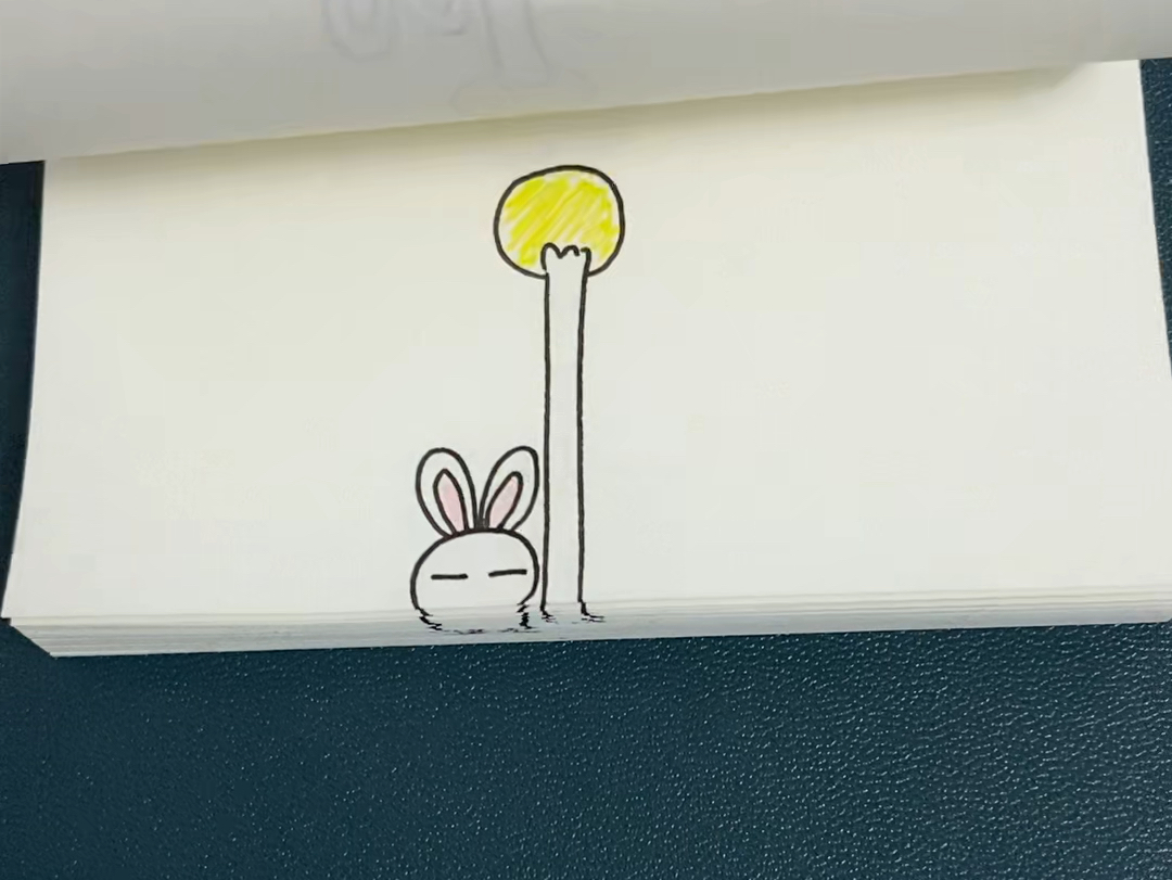 中秋了,兔子又来偷月亮了