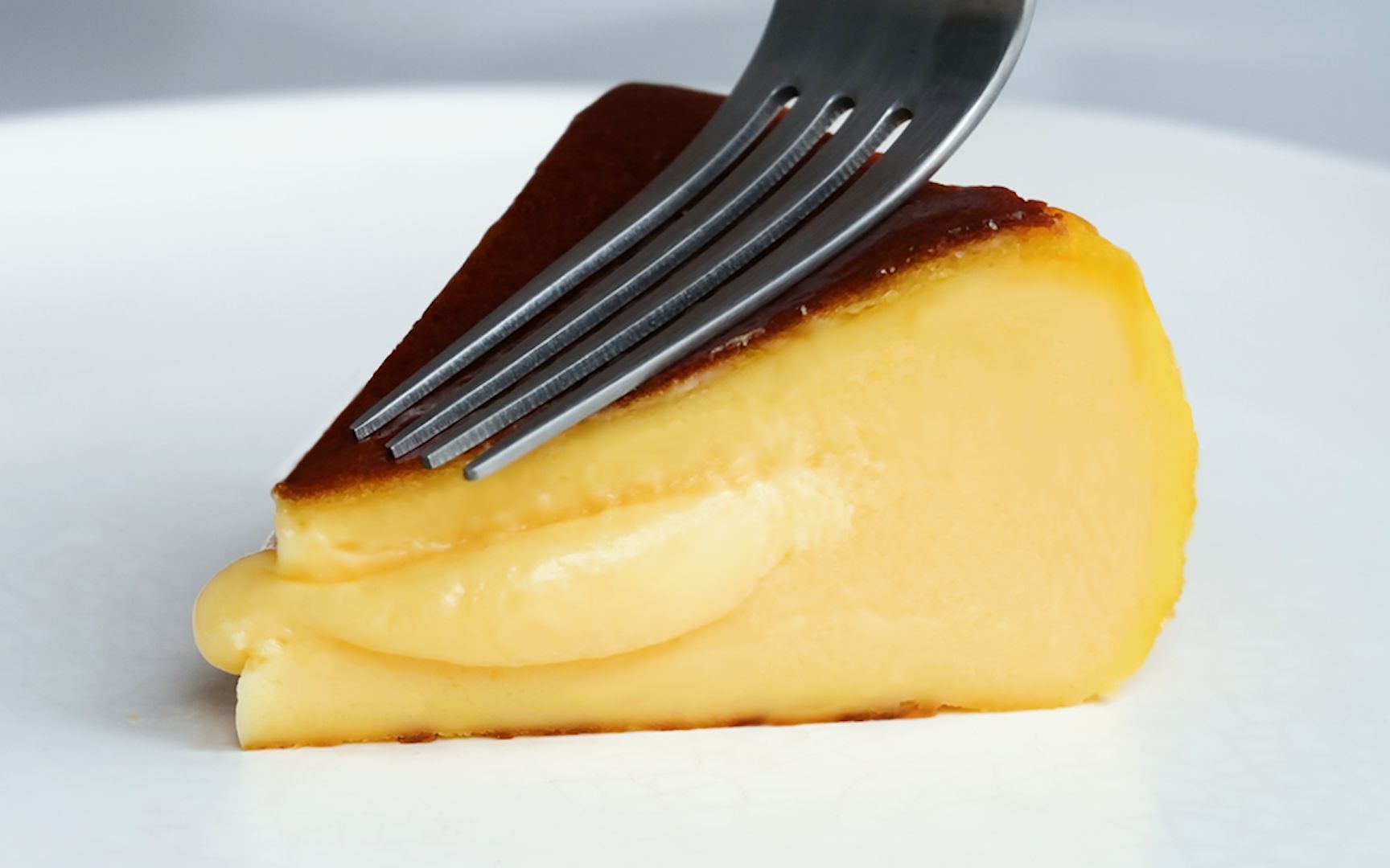 萨克斯蛋糕:打麻将都没这么糊过!-超级好好怪-吃的-哔哩哔哩视频