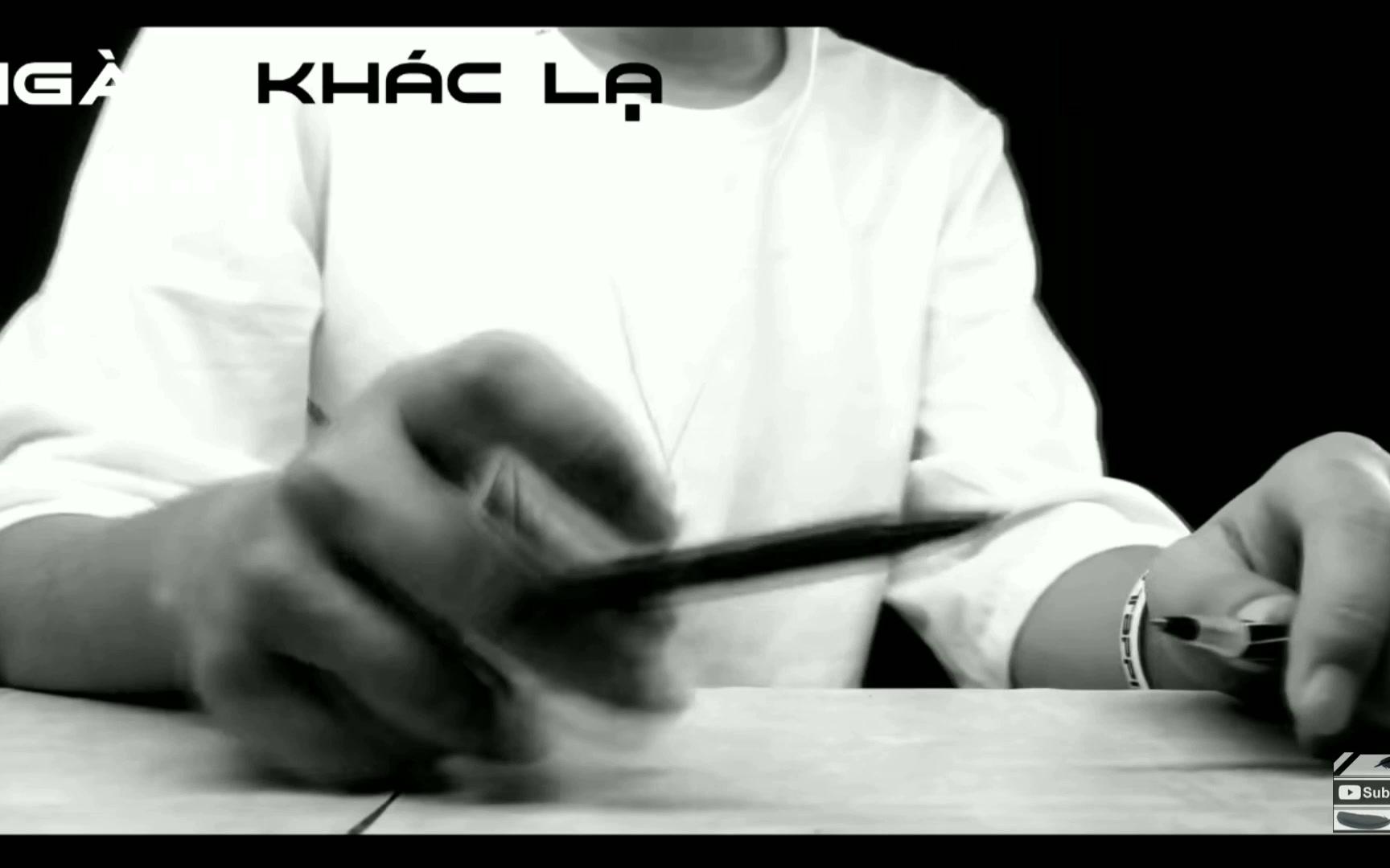 [图]Ngày Khác Lạ - Đen ft. Giang Pham, Triple D - Pen Tapping cover by Seiryuu Seiry