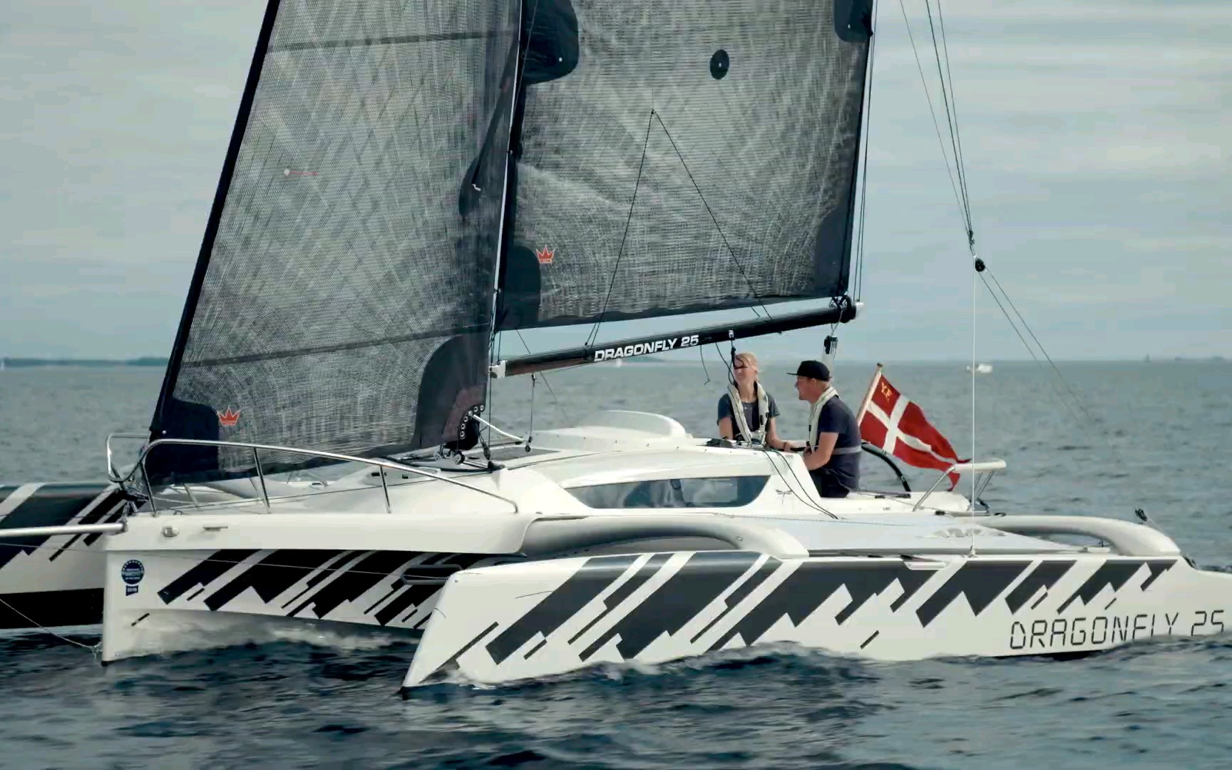 【帆船介绍】dragonfly 40 三体帆船 | 体验水面飞行