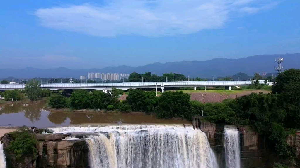 北碚的大磨滩瀑布