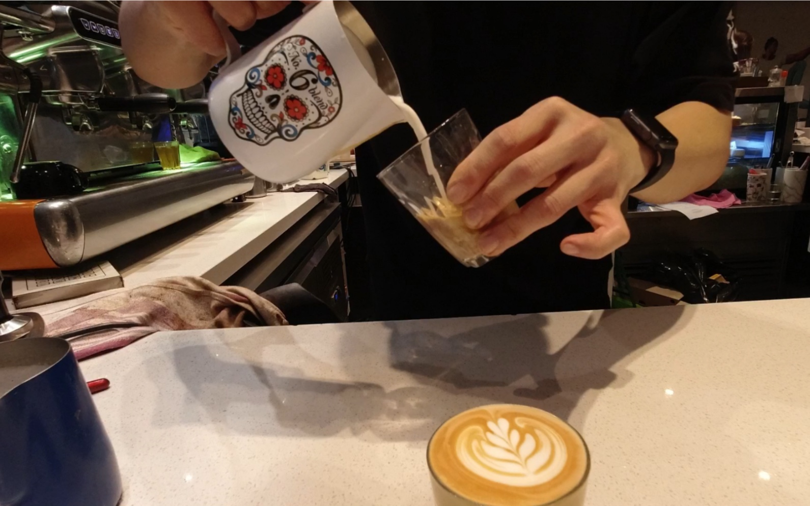 墨尔本cafe面试经典考题之两杯拿铁 plz,offer有没有全在出品里了