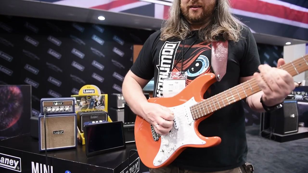 【境界乐器搬运】laney mini-stack电吉他迷你分体音箱演示_哔哩哔哩