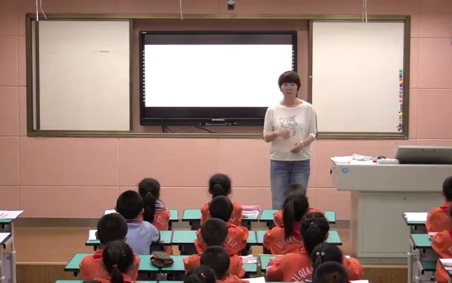 [图]【有完整版】人教版小学数学二年级上册《100以内的加法（二）解决问题（连续两问）》优质课公开课教学视频，新疆