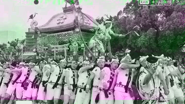 [图]1000年以上の歴史と伝統がある日本三大祭りの一つ #天神祭⛩️今年は、まちを練り歩く行事