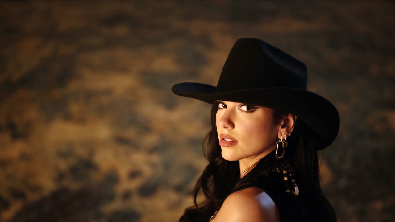 啪姐dualipaloveagainmv开头复古旋律的采样绝了