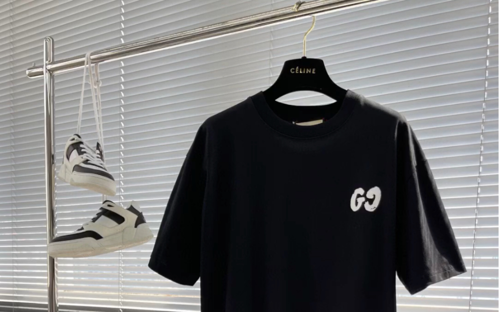 说一下高仿gucci古驰涂鸦7115logo 印花短袖t恤