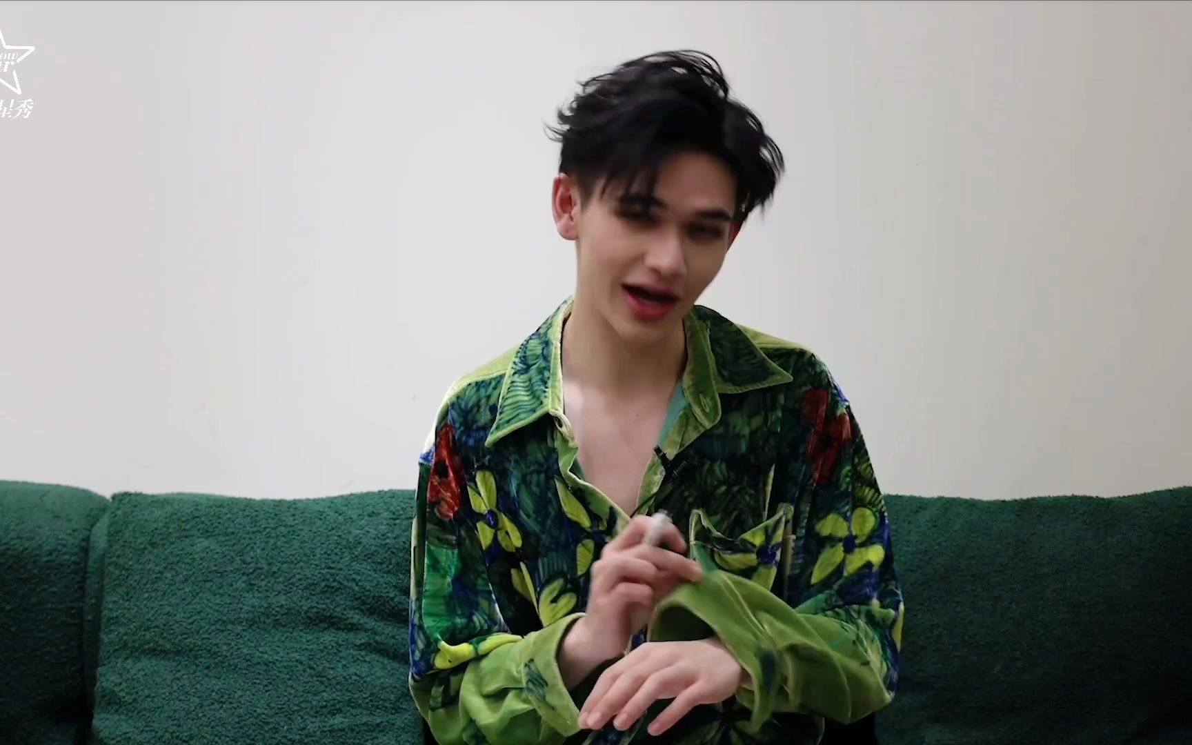 【庆怜_caelan】采访 × 时尚星秀starshow| 快问画答挑战_哔哩哔哩