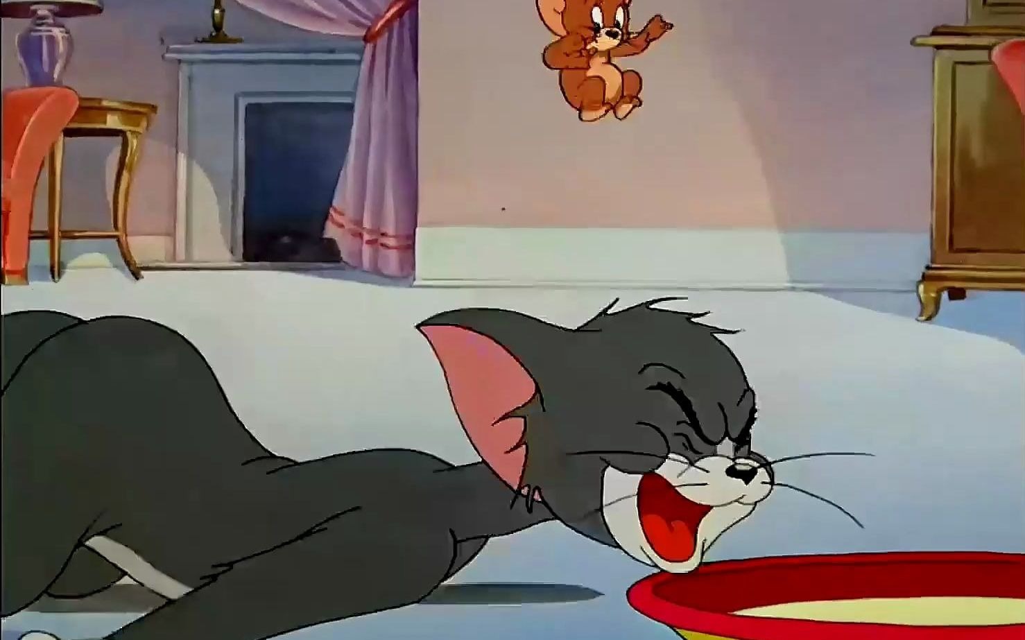 "汤姆:今天头有点痒痒,需要杰瑞帮忙挠一挠"#治愈系 #猫和老鼠 #怀旧