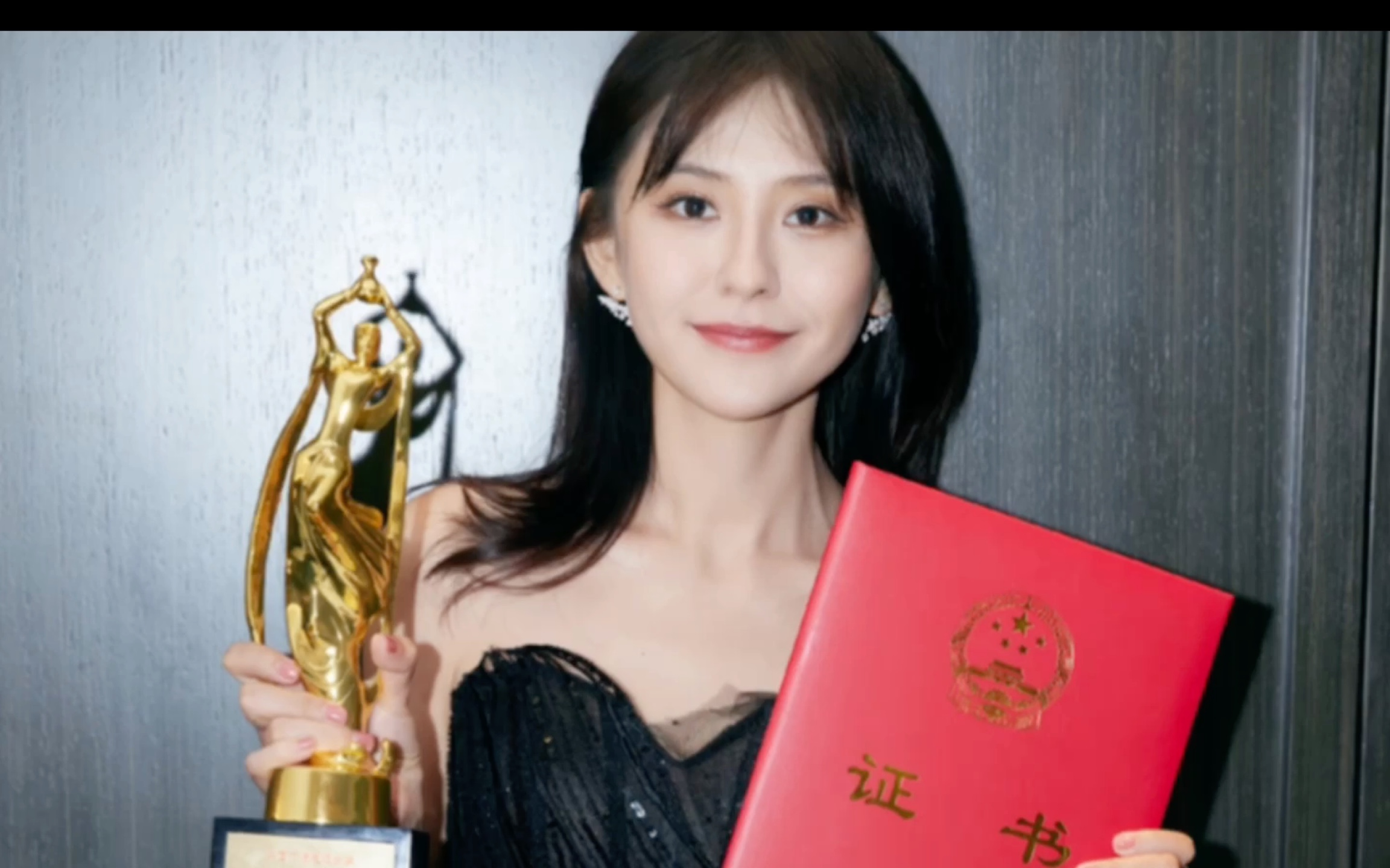 热依扎|飞天奖优秀女演员|实至名归|她今后会更有福气的