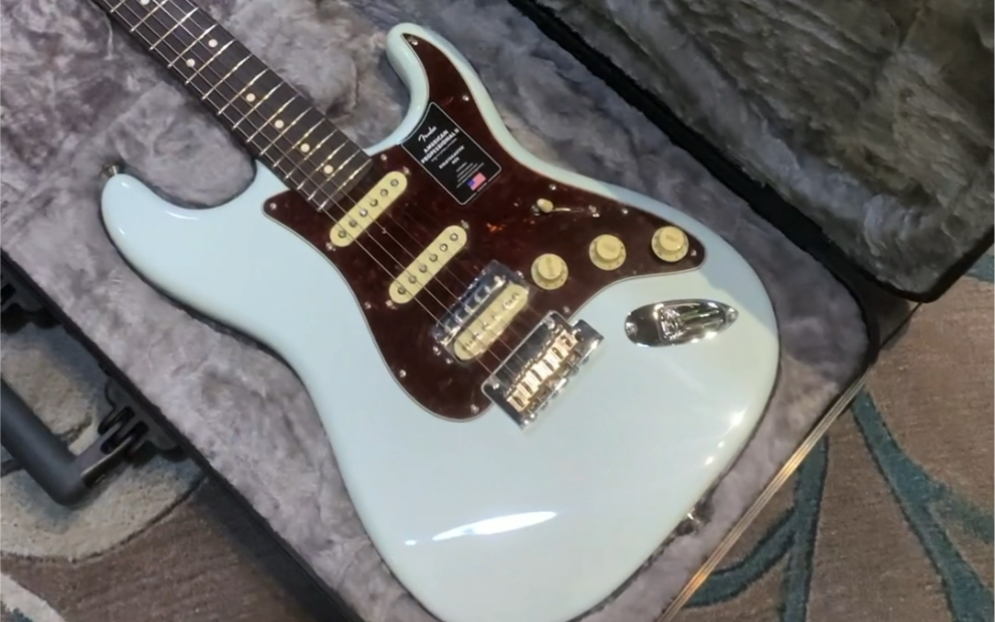 人生中第一把fender st 美专二全玫瑰木琴颈限量款开箱留念