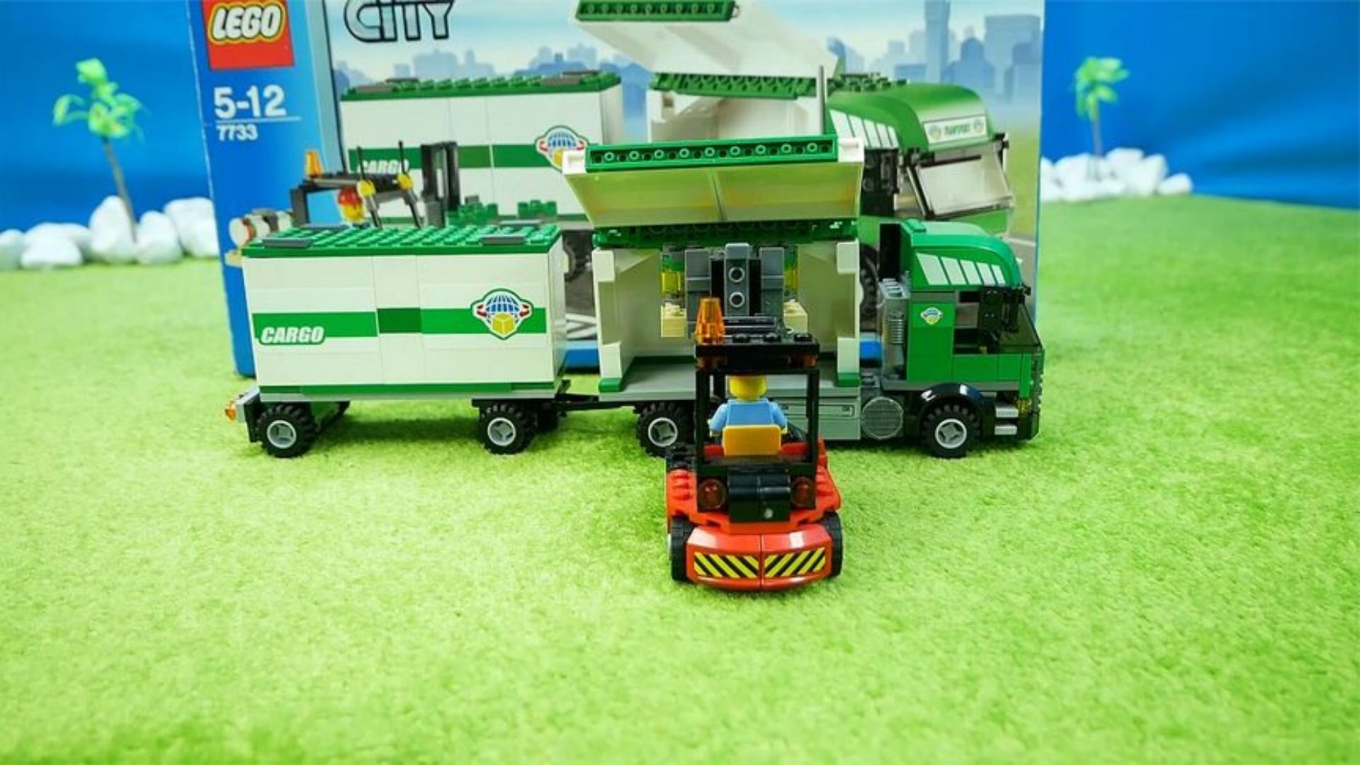 儿童玩具拆箱积木运输车 消防车商混车 校车