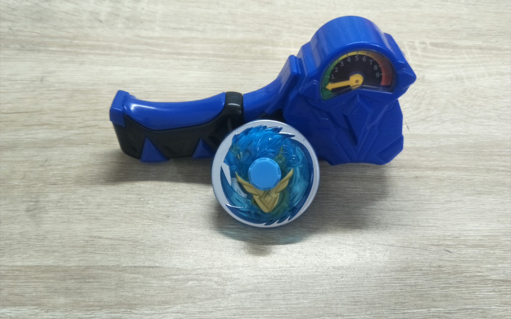 《超变战陀2爆甲战陀》冰极凤凰-升级合金陀螺---测评介绍