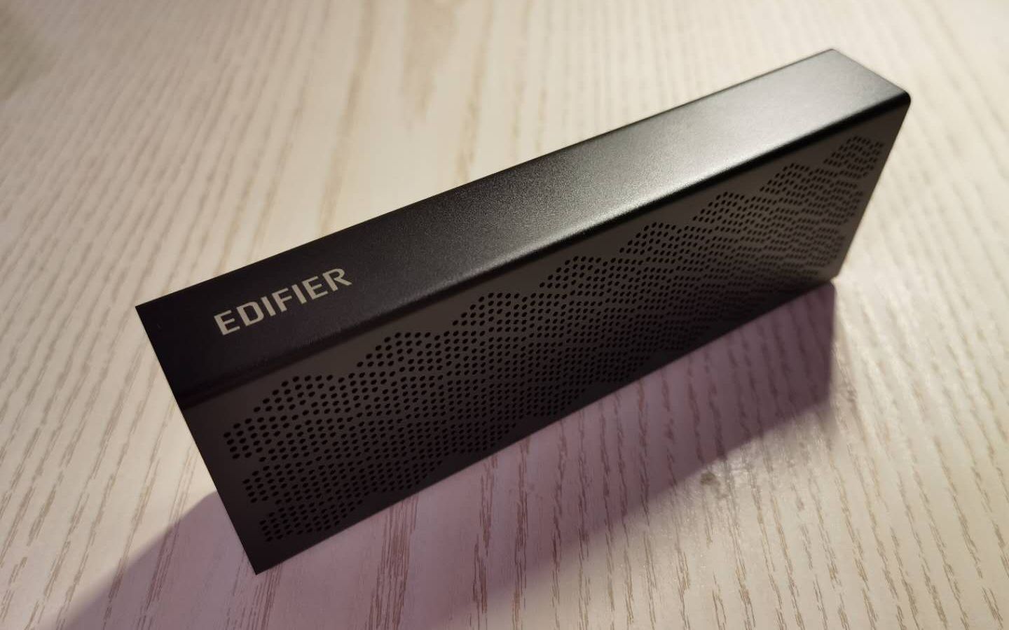 浪费生命的开箱发现买了只是凑数的漫步者m120蓝牙音箱