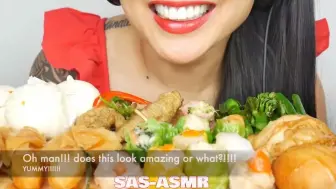 Download Video: 【SAS吃播】SAS小姐姐终于吃中国美食啦 吃广式早茶