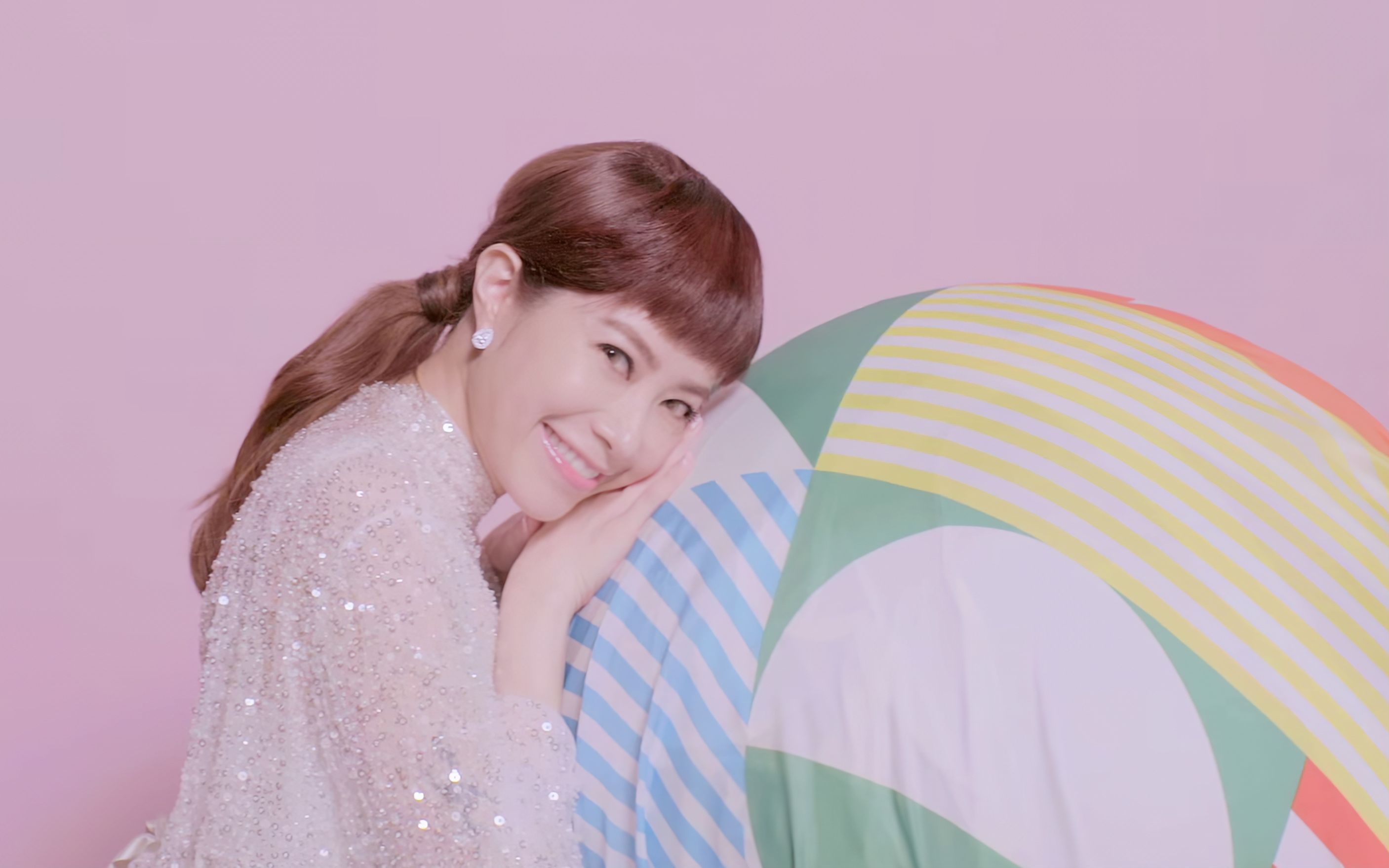 4k修复徐怀钰ohmy歌词版mv