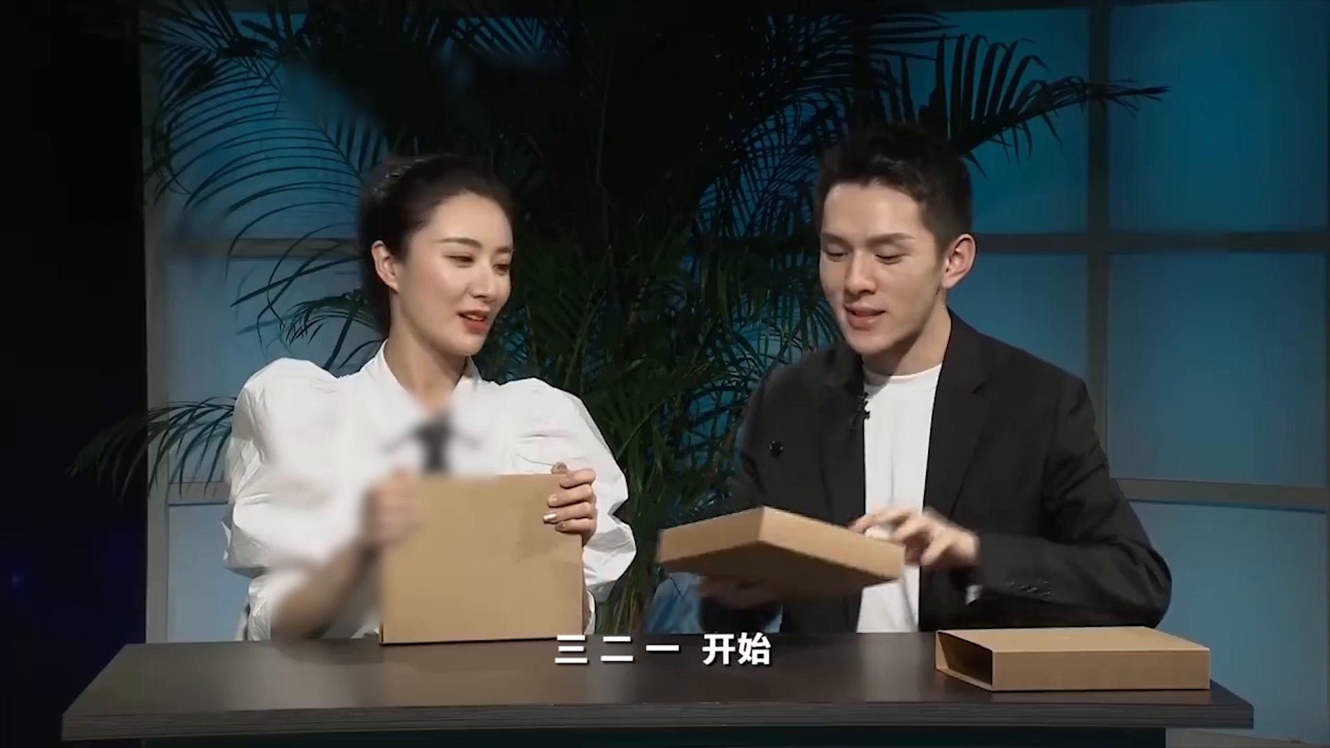 薇娅李佳琦同框!
